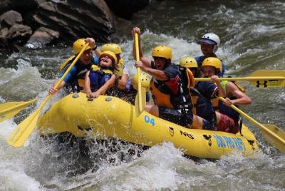 Viaje de rafting en el río White Pigeon Upper Viaje de rafting en el río White Pigeon Upper