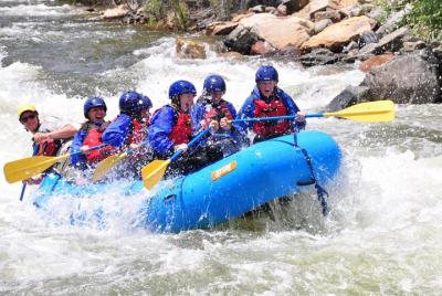 Rafting para principiantes en el histórico parque Clear Creek Rafting para principiantes en el histórico parque Clear Creek
