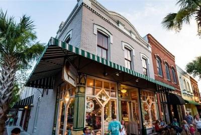 Recorrido histórico a pie por el centro de Fernandina