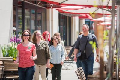Alrededor de la sala en 90 minutos