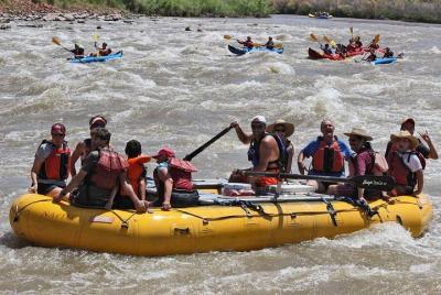 Fisher Towers Rafting viaje de un día completo desde Moab Fisher Towers Rafting viaje de un día completo desde Moab