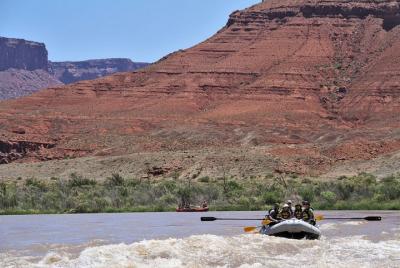 Charter privado guiado de día completo en Moab Rafting en el río  Charter privado guiado de día completo en Moab Rafting en el río