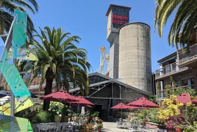 Recorrido a pie y juego autoguiado de la búsqueda del tesoro de N