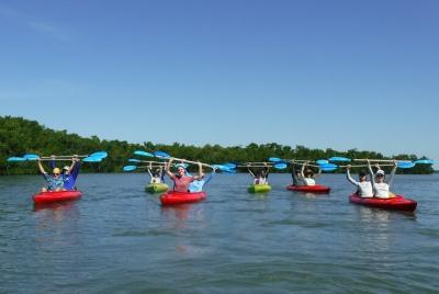 Tour en kayak por el estuario de la bahía de Estero con naturalis