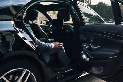 Traslado privado de llegada: aeropuerto de Newark EWR a Nueva York en automóvil de negocios Traslado privado de llegada: aeropuerto de Newark EWR a Nueva York en automóvil de negocios