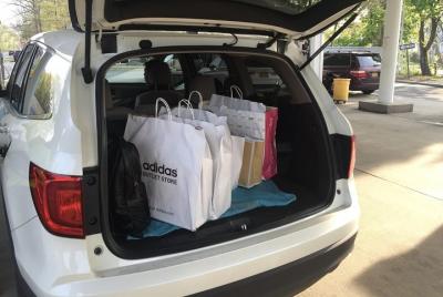 Tours de compras privadas personalizadas con suv car Tours de compras privadas personalizadas con suv car
