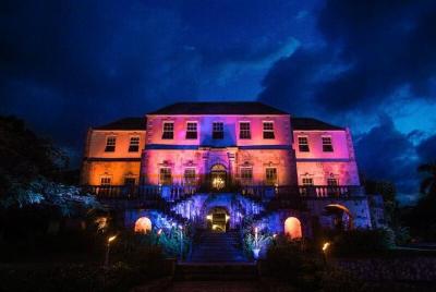Tour nocturno por la gran casa de Rose Hall  Tour nocturno por la gran casa de Rose Hall