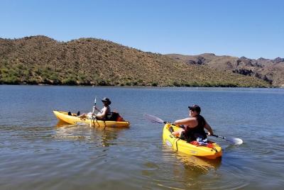 Alquiler de kayak individual (lado duro) Alquiler de kayak individual (lado duro)