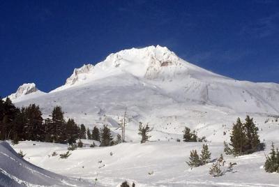 The Hood-Columbia Loop: Timberline, huertos y cascadas The Hood-Columbia Loop: Timberline, huertos y cascadas