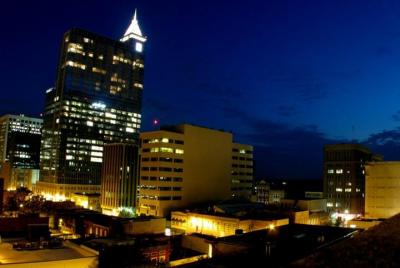 Raleigh Bar Hunt: Rastreo de bares ruidosos en Raleigh