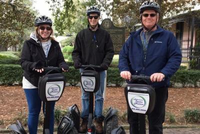 Recorrido histórico de 90 minutos en Segway por Savannah Recorrido histórico de 90 minutos en Segway por Savannah
