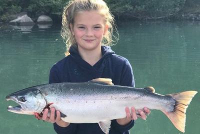 Pesca de salmón plateado volar desde Soldotna, Alaska