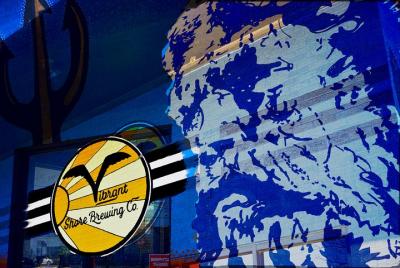 Tour de arte del distrito de ViBe / degustación de cerveza artesa