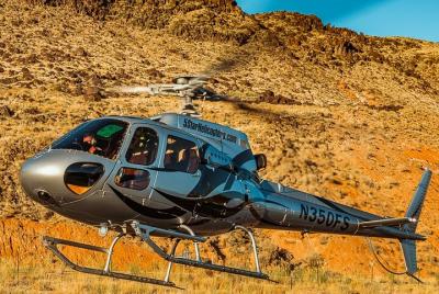 35 millas - Vuelo panorámico en helicóptero por el Parque Nacional Zion 35 millas - Vuelo panorámico en helicóptero por el Parque Nacional Zion