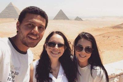 excursión de un día a las pirámides de Giza y al museo de El Cair excursión de un día a las pirámides de Giza y al museo de El Cair