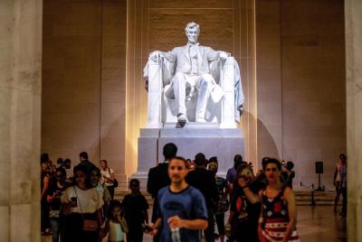 Washington DC After Dark Sightseeing Tour nocturno con paradas en