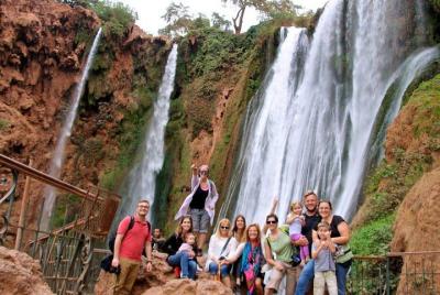 Tour de un día desde Marrakech a las cataratas de Ouzoud en grupo