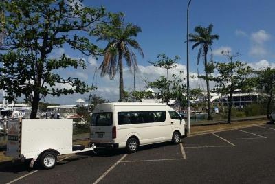 Traslado privado seguro desde Cairns a Port Douglas para hasta 13 Traslado privado seguro desde Cairns a Port Douglas para hasta 13