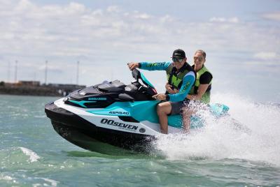 Honey Ryder Sunrise Jet Ski en Darwin Honey Ryder Sunrise Jet Ski en Darwin