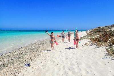 Ningaloo en un día: excursión de día completo y esnórquel con alm Ningaloo en un día: excursión de día completo y esnórquel con alm