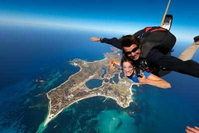 Rottnest Island Skydive con ferry de ida y vuelta desde Fremantle Rottnest Island Skydive con ferry de ida y vuelta desde Fremantle
