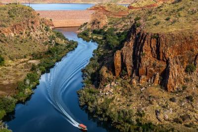 Crucero Ord River Explorer con puesta de sol