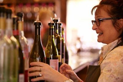 Recorridos vinícolas por la península de Mornington con quesos, c