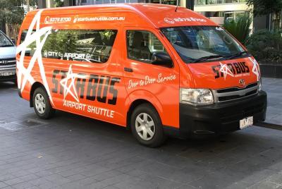 Aeropuerto de Melbourne a Carlton One Way