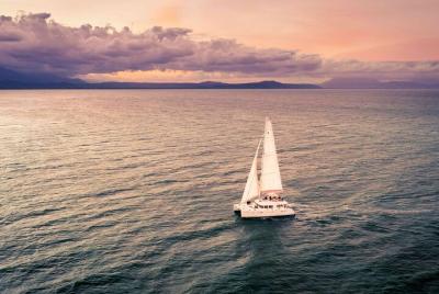 Crucero Sunset Sailing desde Port Douglas
