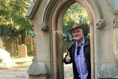 Recorrido a pie por Newtown con el histórico cementerio Camperdow