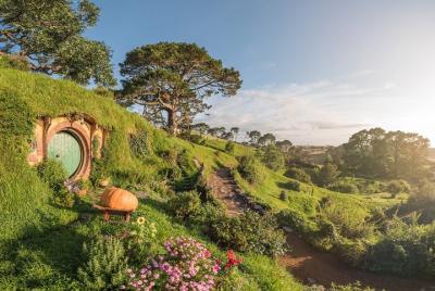 Hobbiton Movie Set Tour y Rotorua Twin Village Experience