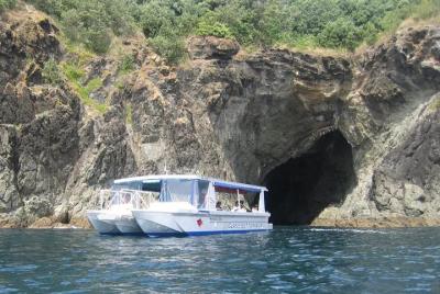 Tour en barco con fondo de cristal