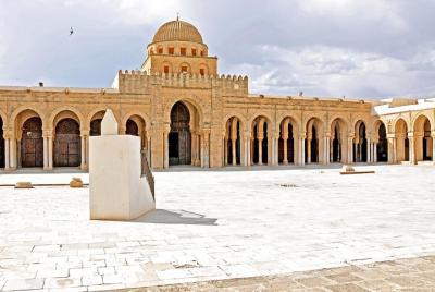 Tour privado de un día, anfiteatro de Kairaouan y El Djem Tour privado de un día, anfiteatro de Kairaouan y El Djem