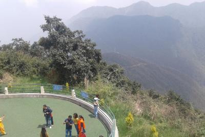 Excursión de un día al teleférico de Chandragiri y a la historia 