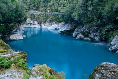 Explora la garganta de Hokitika y la pasarela de los árboles Explora la garganta de Hokitika y la pasarela de los árboles