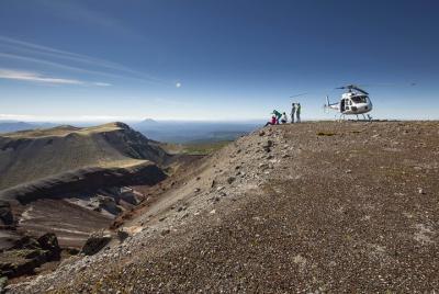 Monte Tarawera aventura volcánica en helicóptero