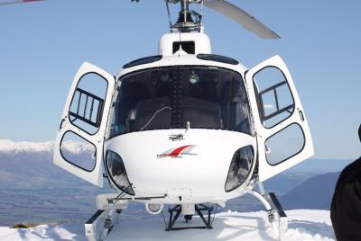 Twin Lakes Helicopter Jet Boat Combo Tour desde Te Anau