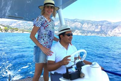 Tour privado romántico para 2 personas más guía en su propio barco con energía solar Tour privado romántico para 2 personas más guía en su propio barco con energía solar