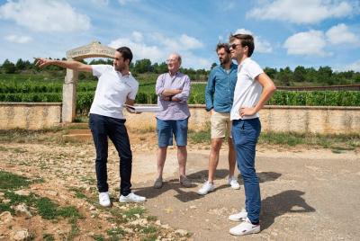 Tour de un día para grupos pequeños de Beaune que incluye catas de vino y almuerzo Tour de un día para grupos pequeños de Beaune que incluye catas de vino y almuerzo