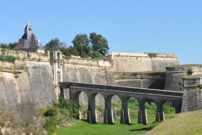 Medio día en Blaye en una ciudadela fortificada de la Unesco Vaub
