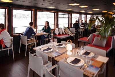 Crucero por el río Garonne, con almuerzo incluido desde Burdeos