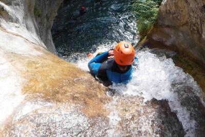 3 horas de descubrimiento del Cañón del Furon Haut en Vercors 3 horas de descubrimiento del Cañón del Furon Haut en Vercors