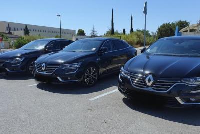 Traslado privado en coche: aeropuerto desde / hacia la ciudad o e