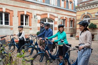 Tour en bicicleta eléctrica guiada por la región de Champagne a H Tour en bicicleta eléctrica guiada por la región de Champagne a H