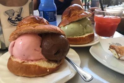 Tour de comida y bebida en Lipari con aperitivo al atardecer