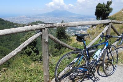 Tour privado guiado en bicicleta por el paso Chiunzi desde Amalfi