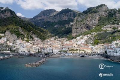 Traslado compartido desde Amalfi al aeropuerto de Nápoles