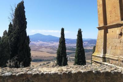 Pienza, visita guiada a la ciudad ideal. Pienza, visita guiada a la ciudad ideal.