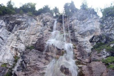 Skakavac Waterfall Light Hiking Adventure - Tour de un día Skakavac Waterfall Light Hiking Adventure - Tour de un día