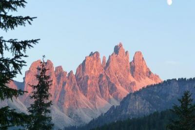 Tours diarios en los Dolomitas con salida y llegada a Cortina d'A